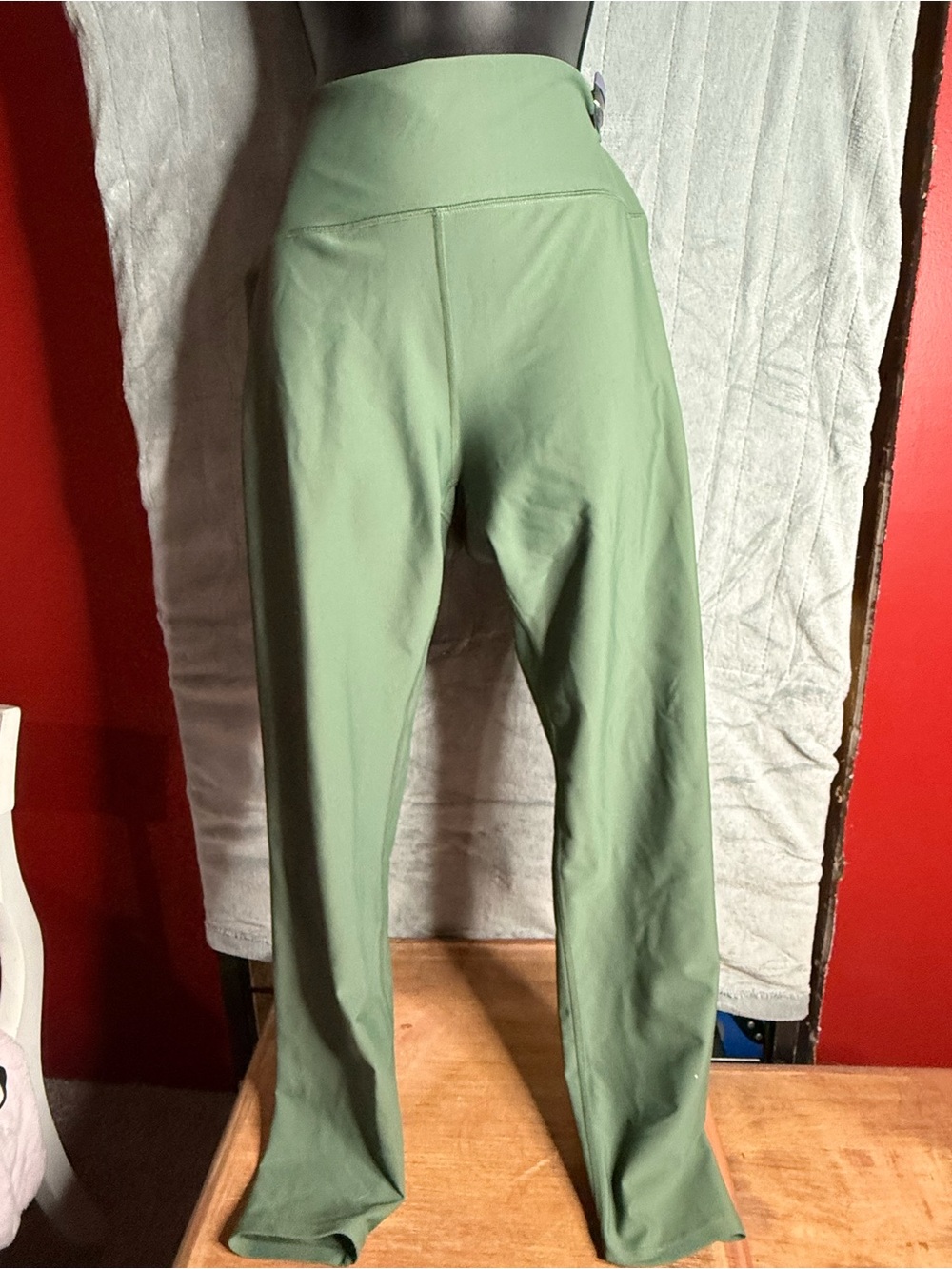 Sage Women’s High-Waist Olive Green Stretch Pants